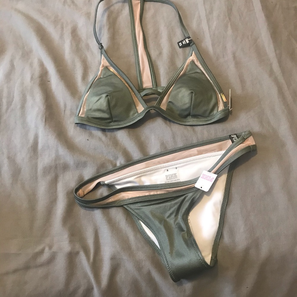 Xs Victoria’s Secret bikini top and bottom!
